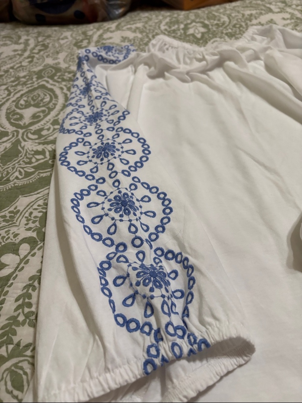 Talbots White Long-Sleeve Peasant Top with Blue Embroidery - Picture 4 of 4